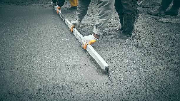 Best Concrete Sidewalk Installation in Bloomingdale, FL